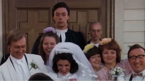 《洛基恐怖秀》：男子参加朋友婚礼，没想到新媳妇却在婚礼当天跑了