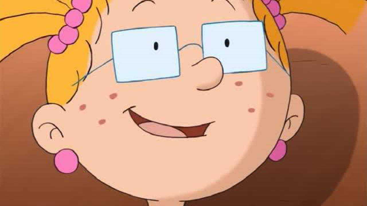 百变马丁同学们很羡慕罗娜可以成为马丁最好的朋友