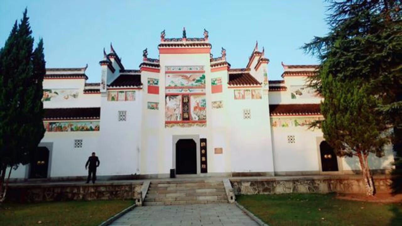 在杨开慧烈士的家乡开慧镇的杨公庙杨开慧和儿子岸英在这上过学