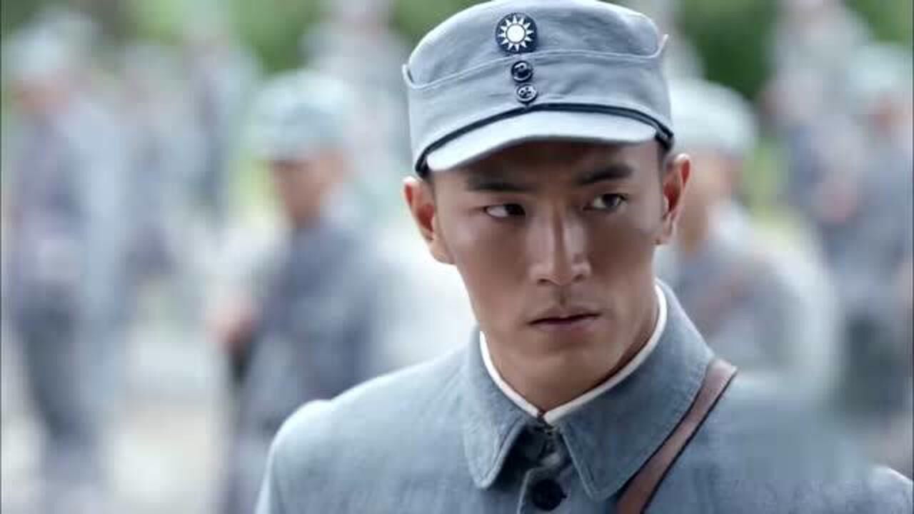 雷霆战将:韩岩带着赵琴琴见王云山说能爬到山顶,直接被王云山拒绝