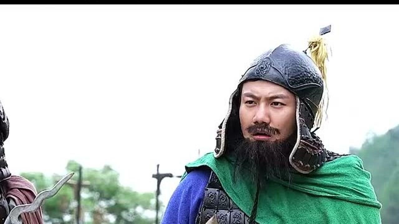 潘凤不是和吕布齐名的神将么怎么被吕布追着打