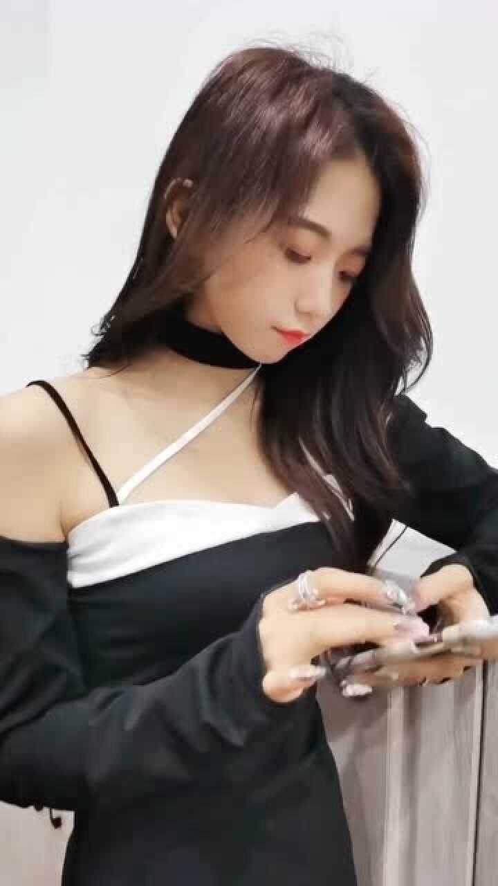 女大三抱金砖你介意女朋友比你大吗