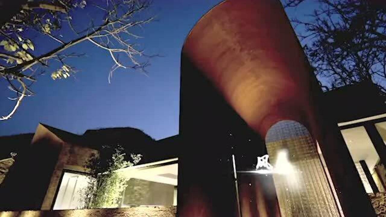 废弃窑洞变绝美民宿，窑洞还能这样改？斥资百万打造的窑洞民宿也太美了！_高清1080P在线观看平台_腾讯视频