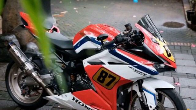 本田CBR250RR