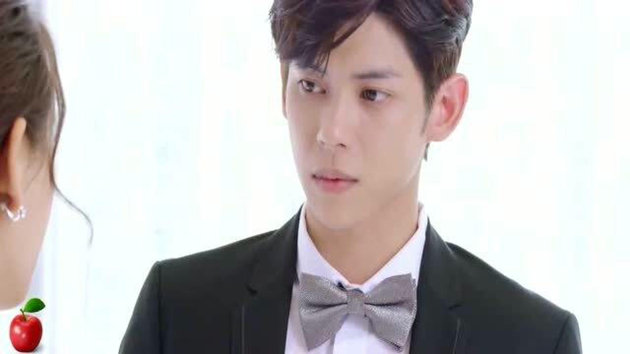 亲爱的公主病:林星辰为男子穿上婚纱,男子瞬间看呆