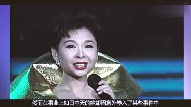 董文华老公终于曝光,原来是我们熟悉的导演,难怪这么低调