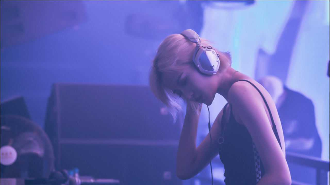 车载中文视频舞曲郭玲你的命中缺我