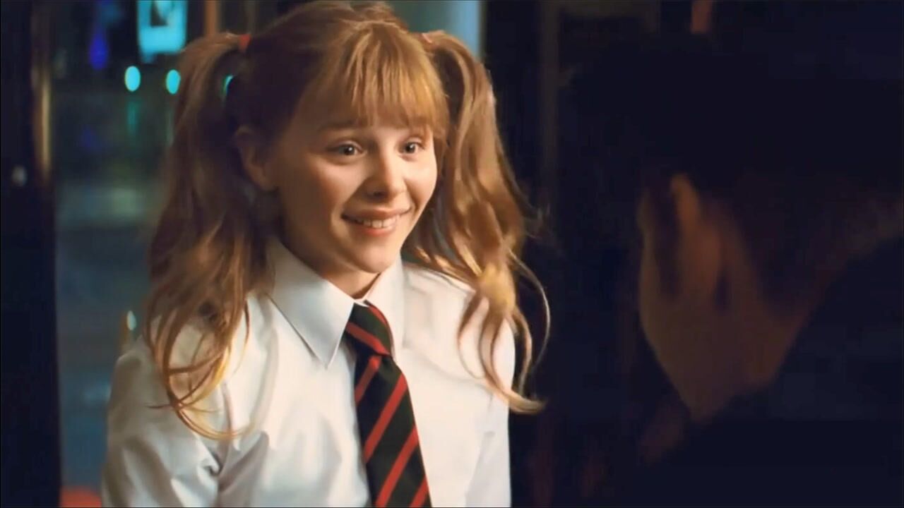 表面人畜无害的萝莉其实是天赋极高的超杀女一人血洗整个黑帮