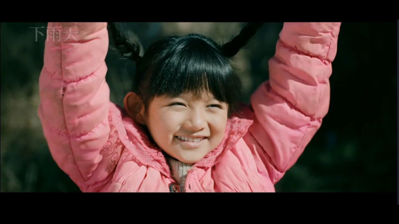 天堂的张望五小姑娘笑着安慰爸爸为爸爸安排好以后的生活最终离去