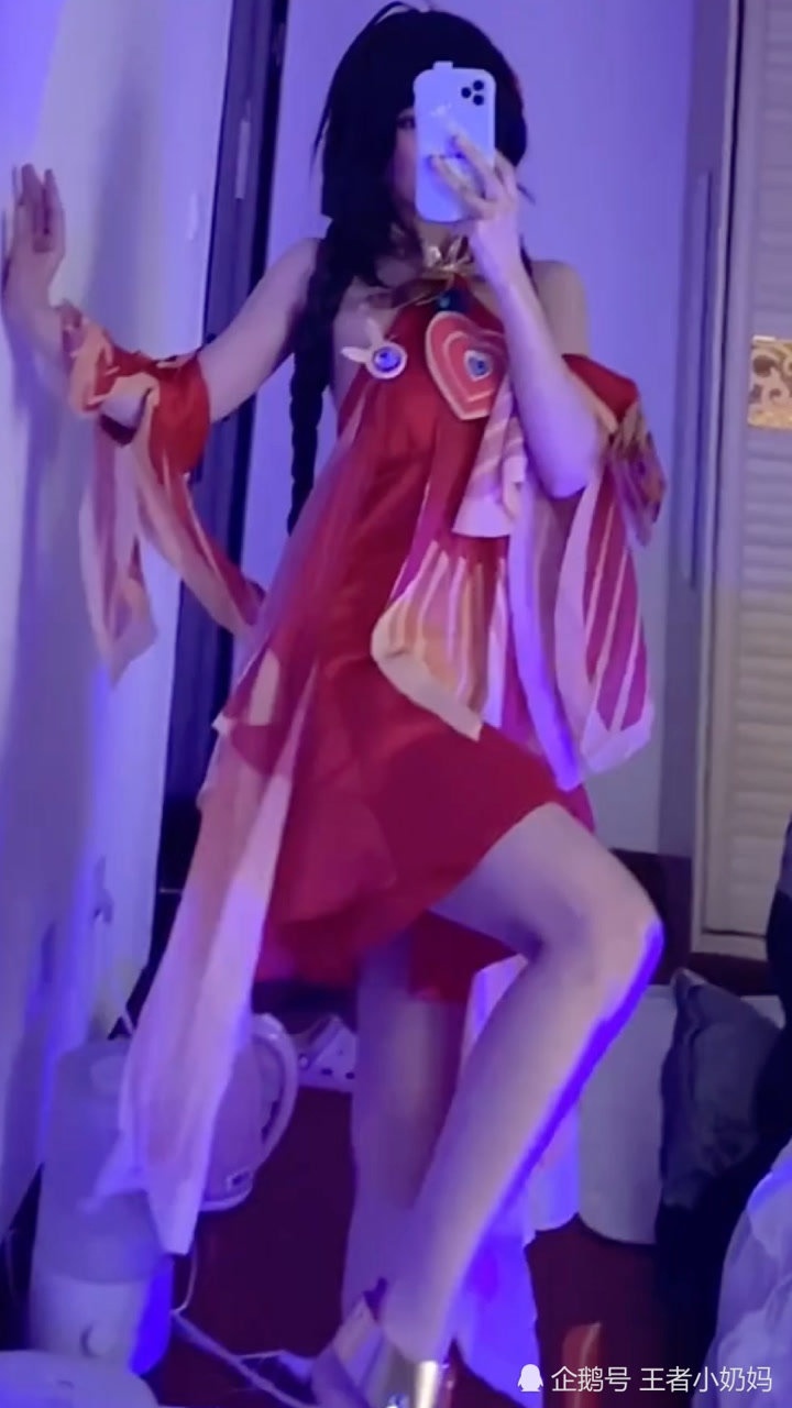 王者女英雄cos合集：这一波大长腿，你们应该没话说吧！_高清