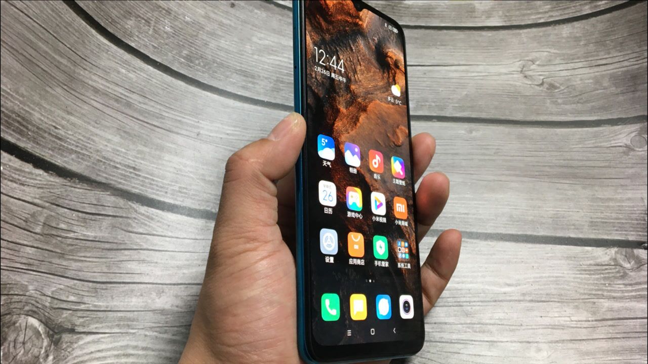 红米10x测评外观篇:屏幕是最大亮点显示艳丽