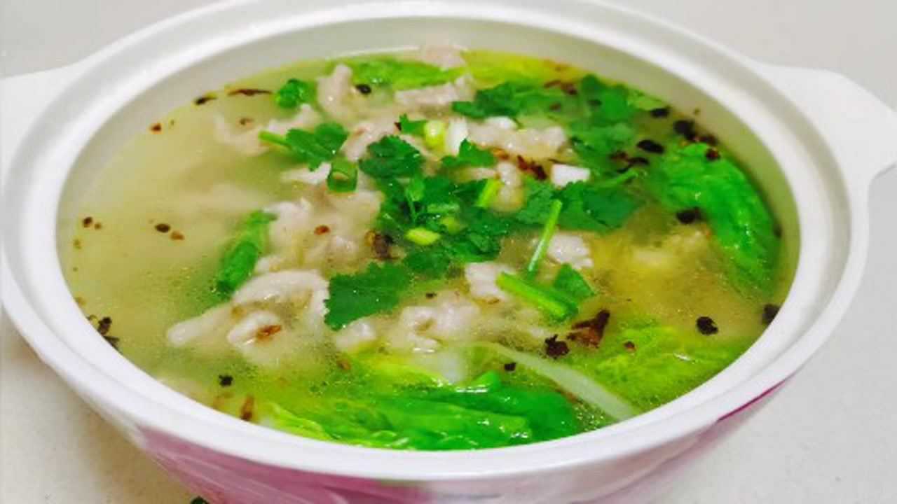 川汤肉最正宗的家常做法,这两点是肉片细腻滑嫩的关键,一学就会