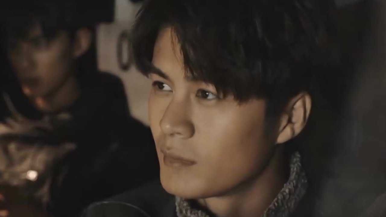 《沙海》第31集01:黎簇想起第一次进沙漠时,吴邪对他说的那番话!_高清1080P在线观看平台_腾讯视频