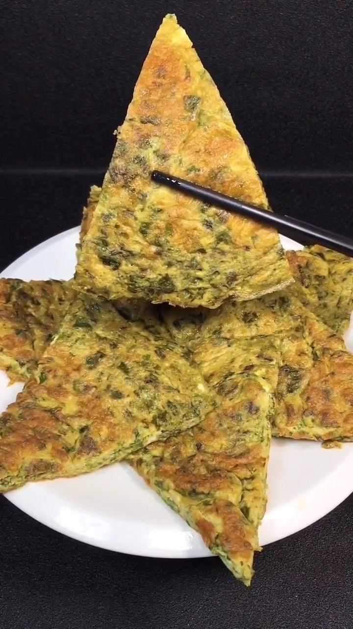 香椿煎鸡蛋这样做吃着很不错!