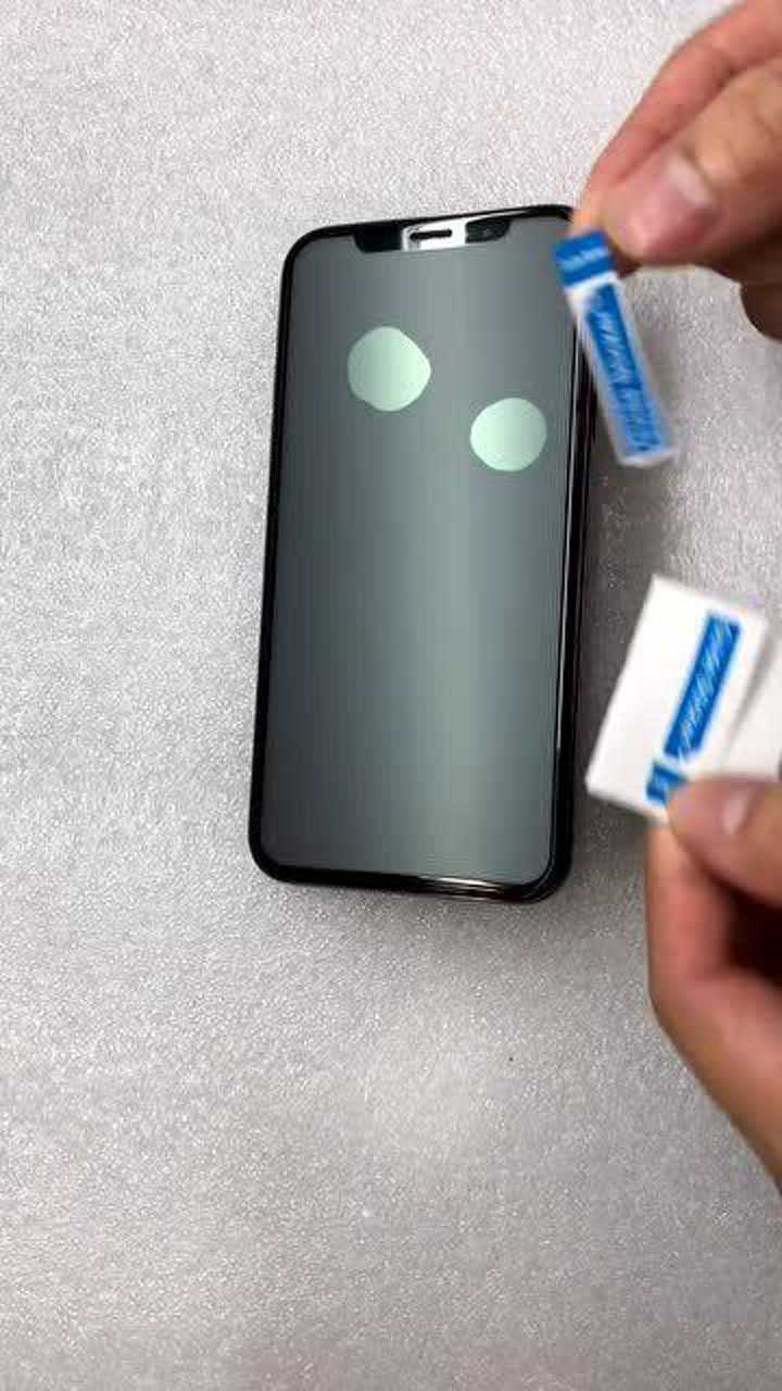 手机钢化膜里有气泡就用这个办法挤出来特别管用