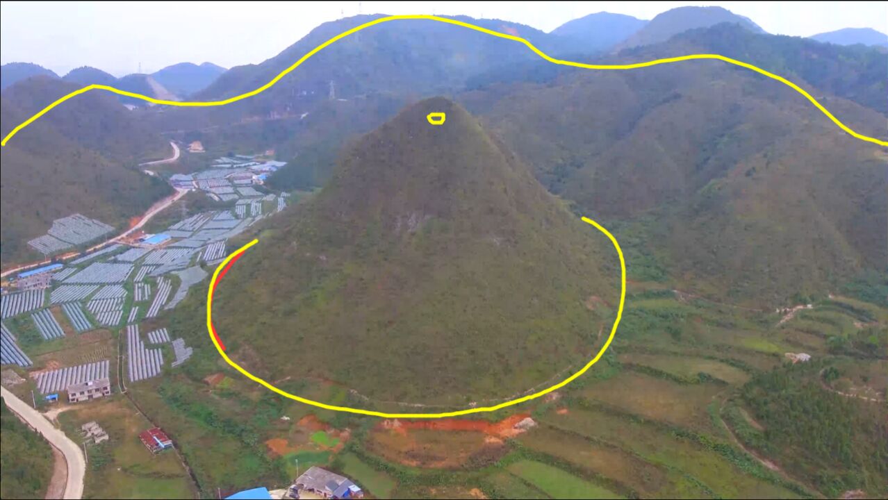发现一个金字塔万朝归宗多少钱都买不到的风水宝地