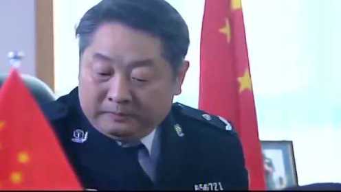 追查到底：中央大老虎抓捕现场，派出海陆空三方面一起围剿，这场面看着真过瘾！