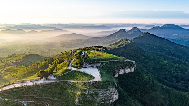 看过沂蒙山的日出美景,才知道岱崮地貌有多美