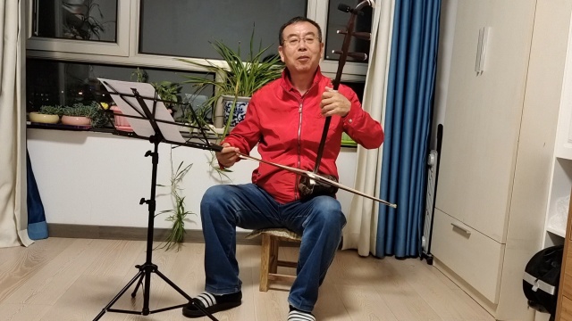 陈宝彦二胡《泪蛋蛋掉在酒瓶瓶里》