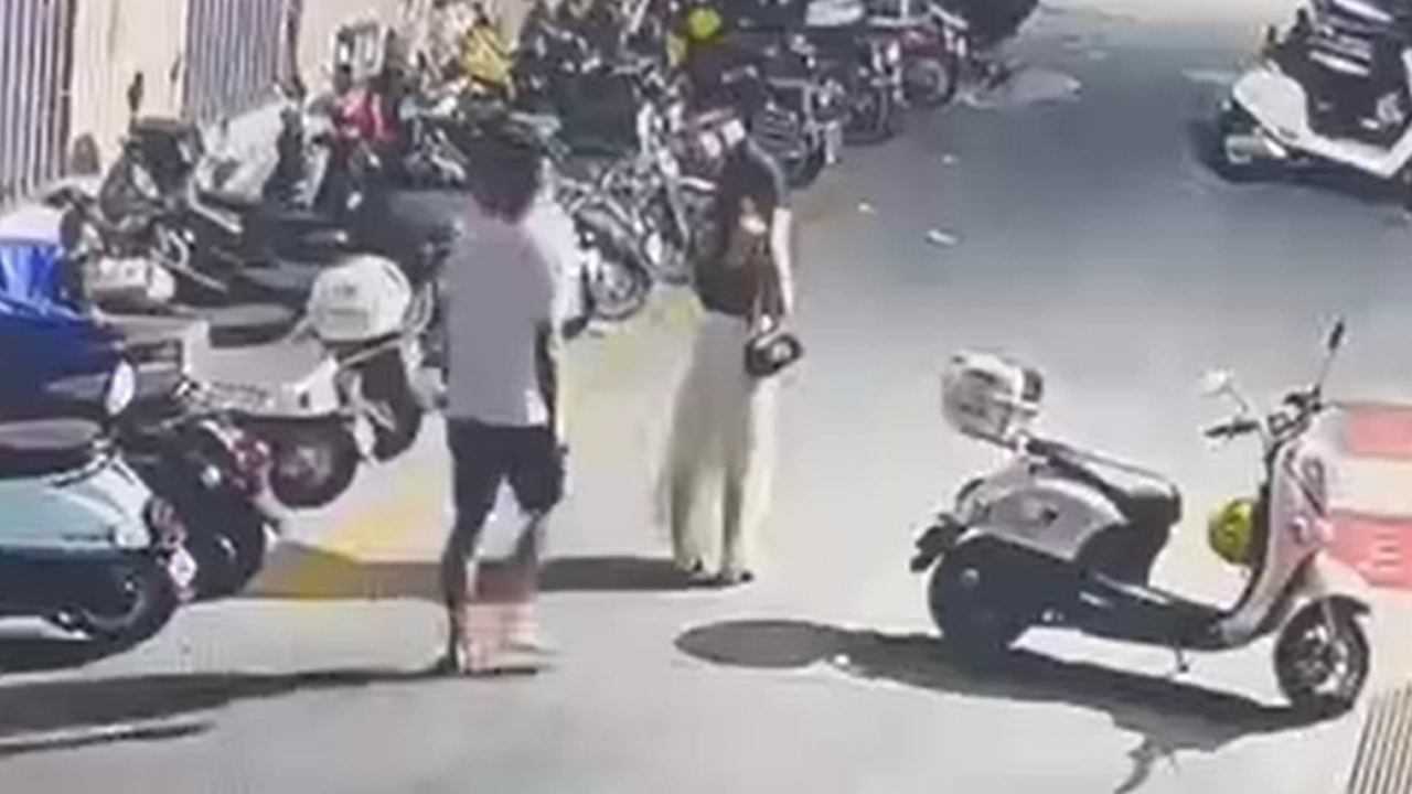 让人气愤！女子凌晨四点独自回家，遭陌生男子尾随猥亵近1分钟_腾讯视频