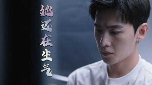 女明星没有回消息,男神一直盯着她的头像看