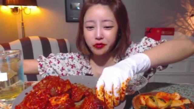 韩国吃播Dorothy:腌菜辣肉