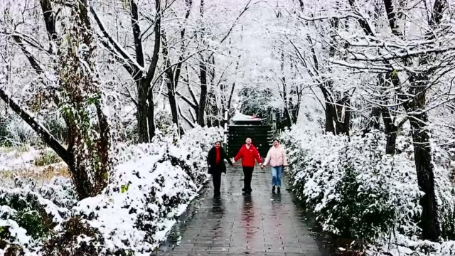 贵州务川:古寨迎瑞雪