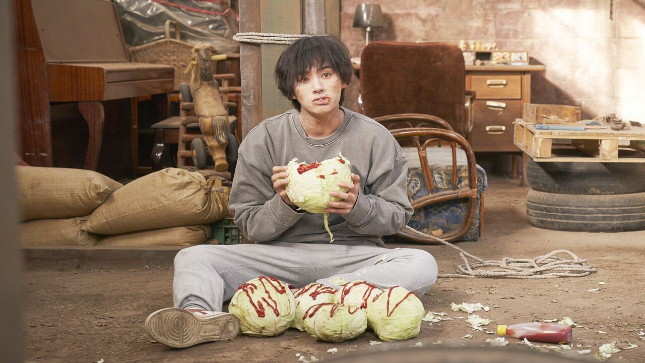 小涛讲电影:8分钟看完韩国恐怖电影《奇妙的家族》