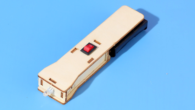 科学小实验 自制手电筒