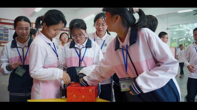 19潘祥中学 "勤有功 戏有益"游戏减压活动