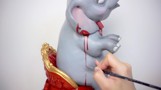 华裔女艺术家制作的可爱僵尸大象,不要等动物变成僵尸再珍惜