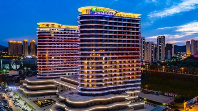 葫芦岛海景智选假日酒店