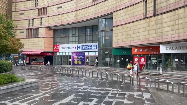 家乐福武汉一门店将闭店改造,传统卖场面临转型升级