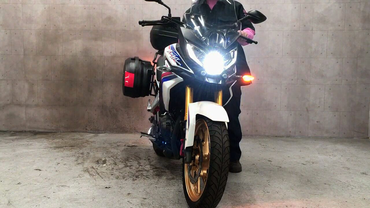 新大洲本田休旅摩托cbf190x,售16680元配abs,油耗2.3,摩旅神器