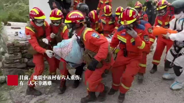 “救援最晚抵达的村庄” :直升飞机转移走泸定共和村重伤员