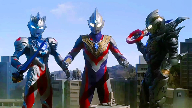 泽塔奥特曼三人联手对战巨大化邪恶特利迦