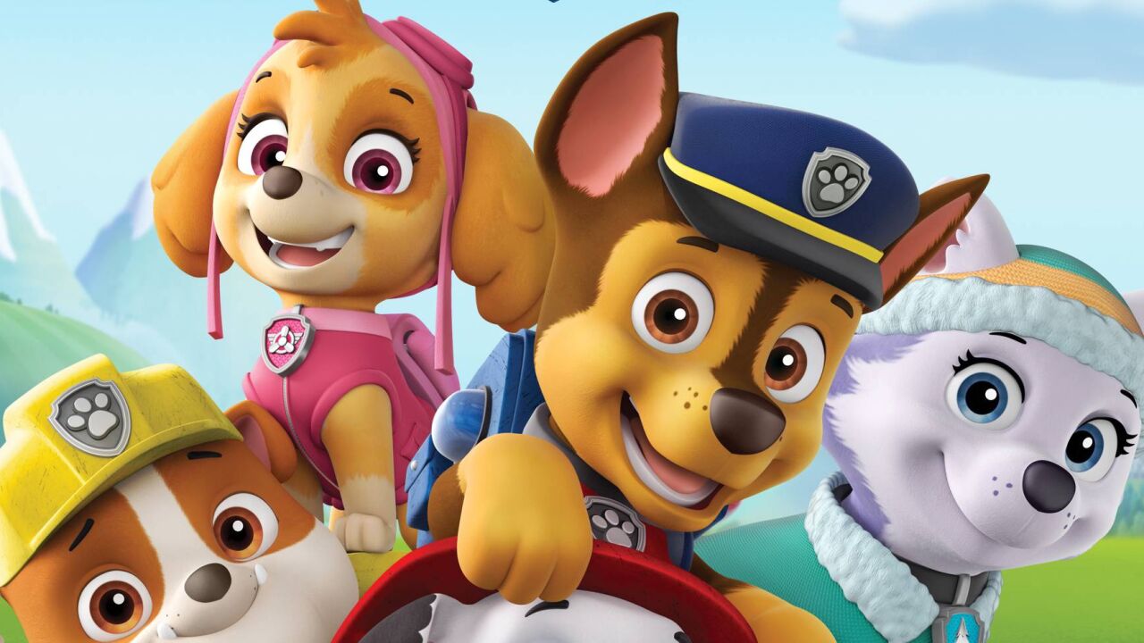 汪汪队大挑战,看阿奇海边沙滩飞车,就是这么秀