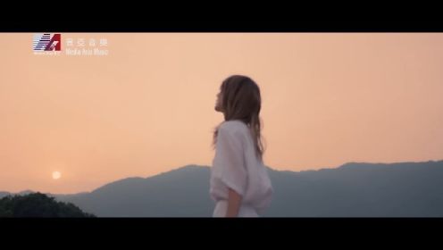 郑秀文 Sammi Cheng - 我这样活了一天 (电影《流水落花》主题曲) LOST LOVE (Official Music Video)