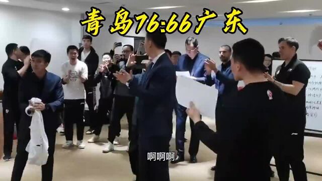 广东旧将杨金蒙更衣室内发泄:五年了,我终于赢广东了!