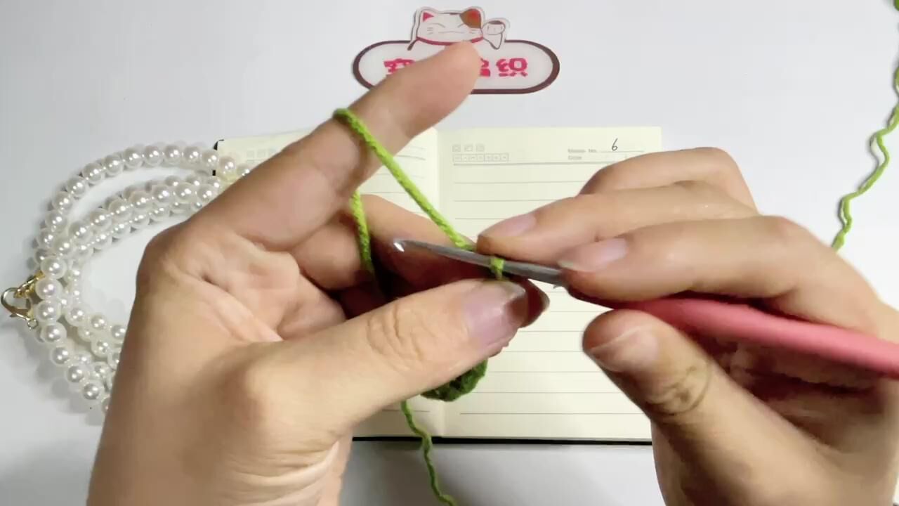 【钩针基础针法  6  】锁针,辫子针,引拔针 毛线@空城编织