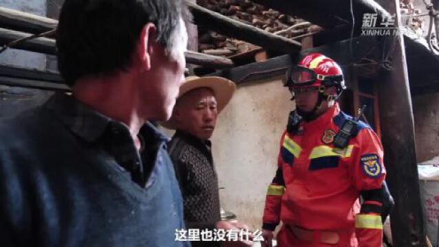 新华全媒+丨云南隆阳5.2级地震救灾一线直击