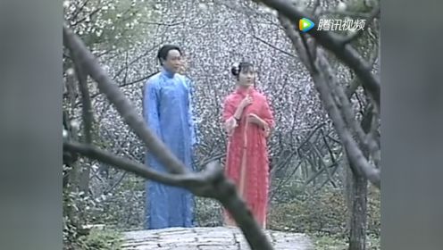 陈晓旭演的《家春秋》爱情也是悲惨的，最讨厌包办婚姻的人，害死很多年前恋人。