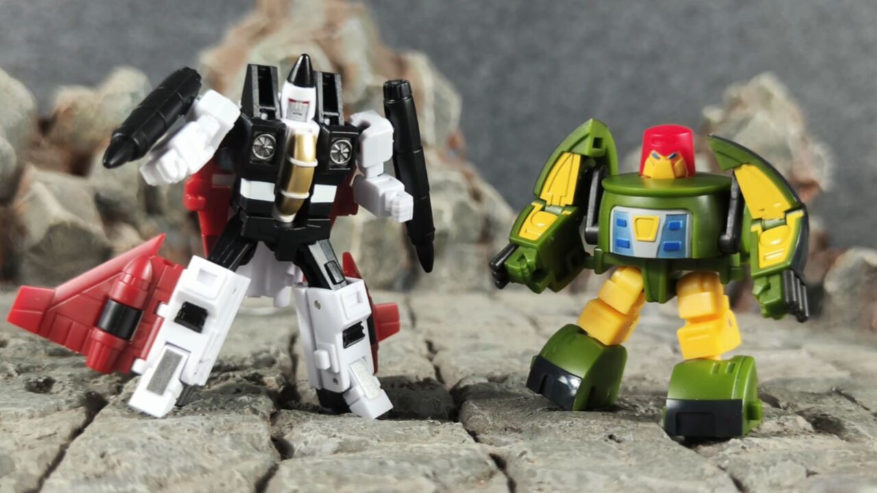 三尖头登场!吴医生 极小变形金刚 g1飞碟/喷气机套装