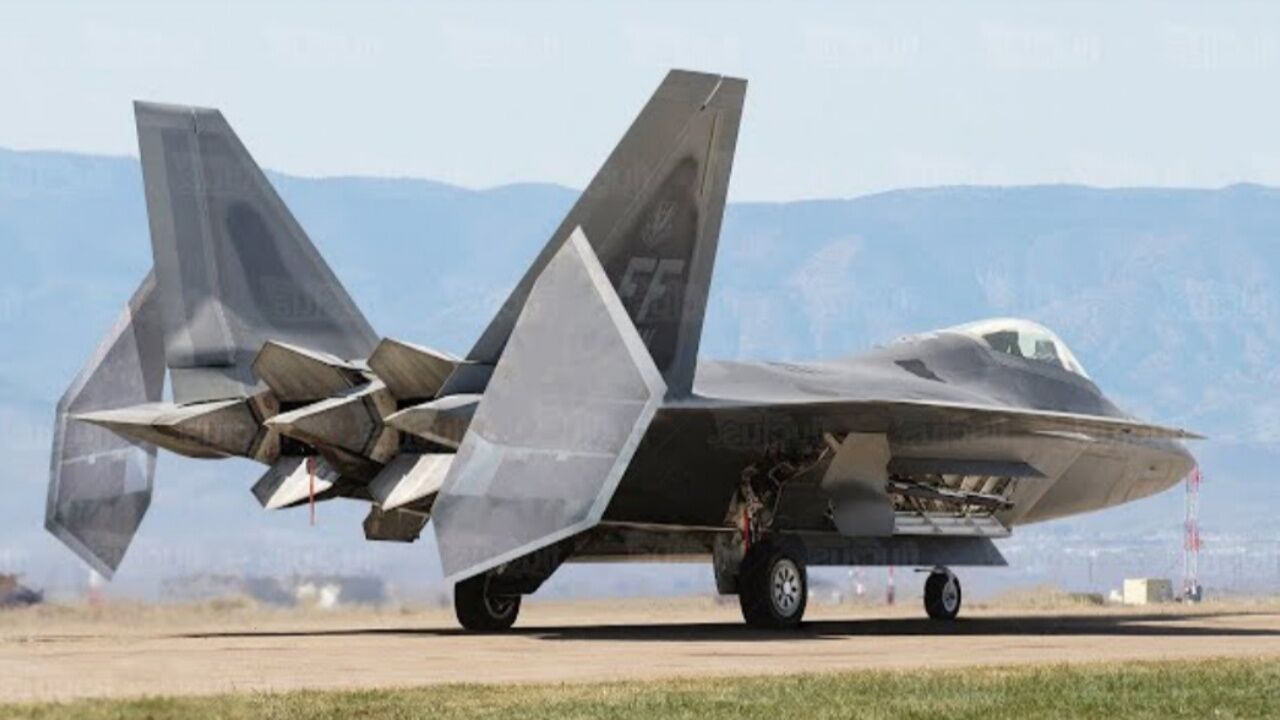 f-22猛禽战斗机!