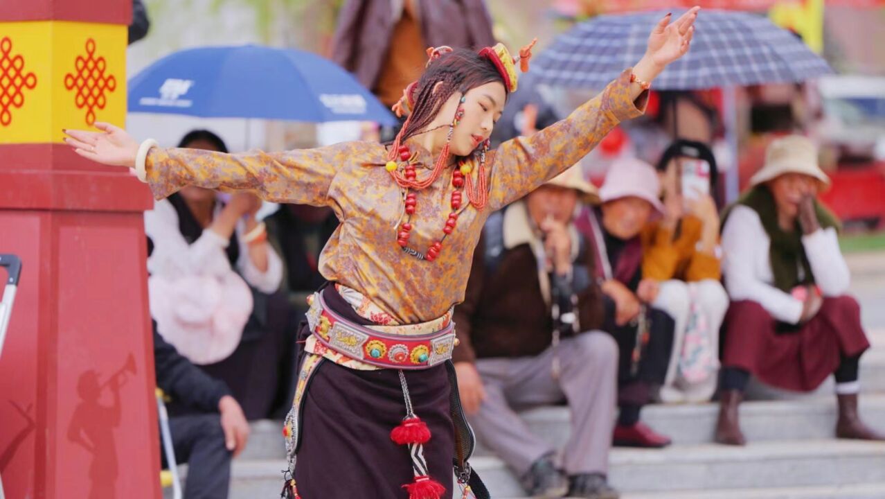 锅庄舞片段#藏族舞#藏族姑娘#藏族文化