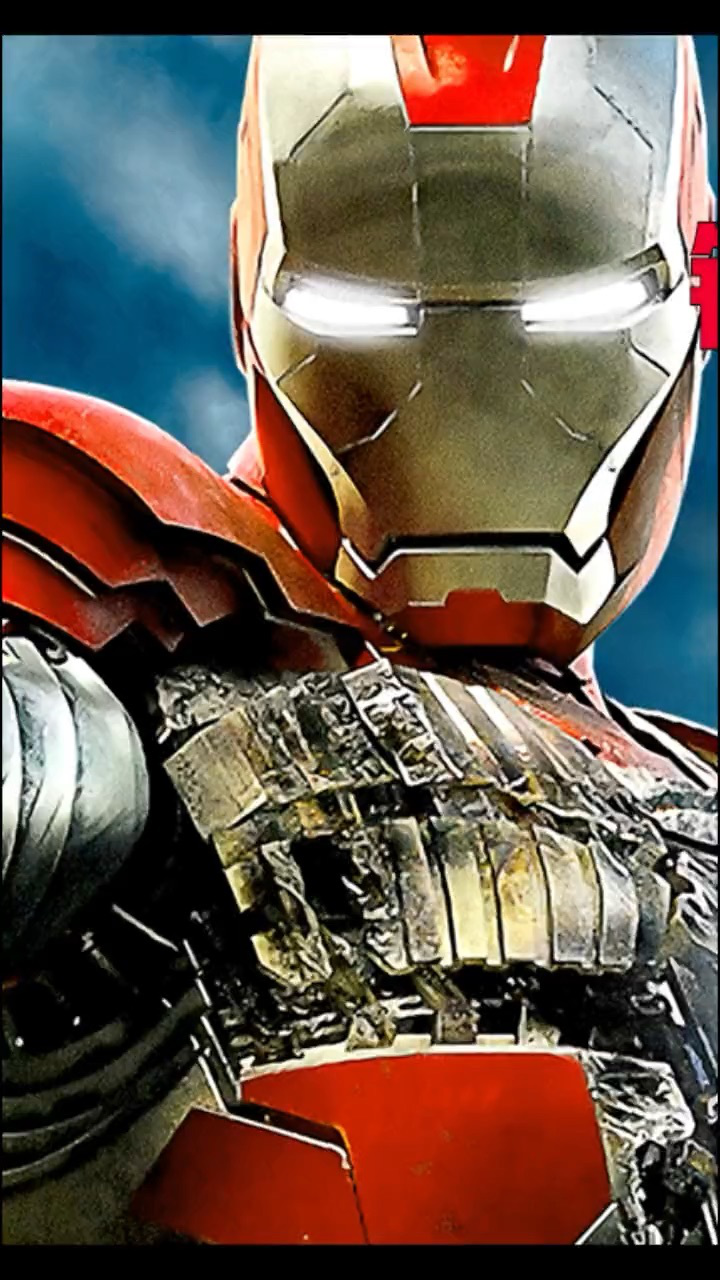 《钢铁侠2》托尼在命悬一刻的时候发现新元素!