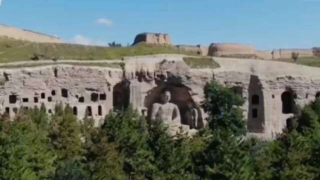 沙畹到中国以后,对我们的古建筑和雕塑是格外地偏爱