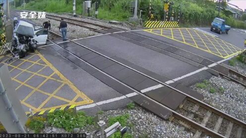 台湾省花莲市一个司机酒驾，开车撞上太鲁阁号列车
