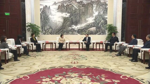 徐麟李炳军会见全国妇联党组书记、副主席、书记处第一书记黄晓薇一行 时光辉参加