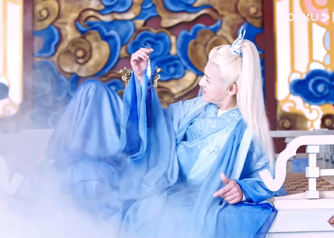 白澍白澍腾蛇白澍琉璃